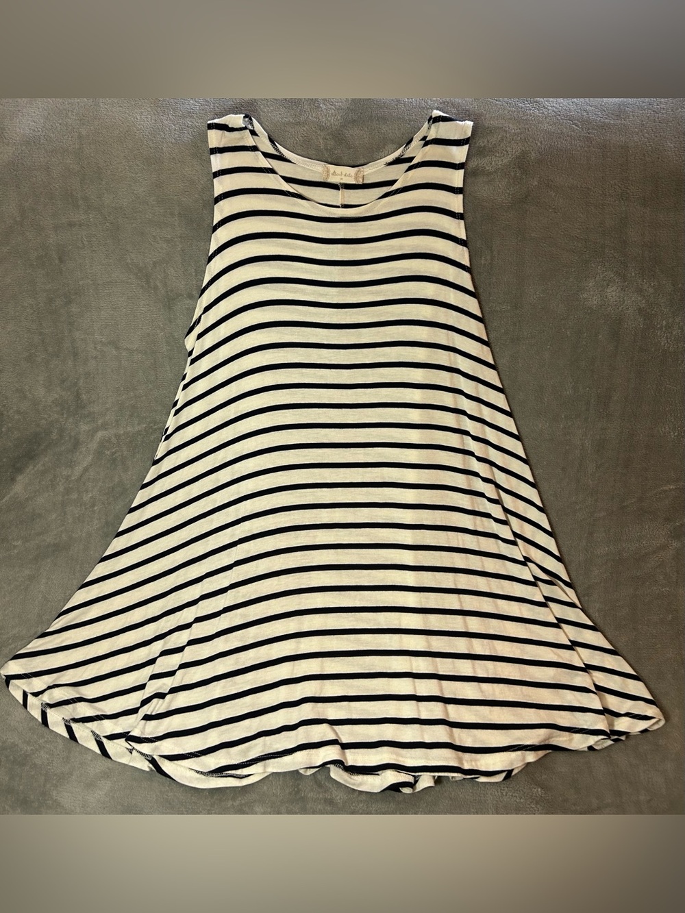 Altar’d State Black/White Striped Tank Top Scoop Neck Sleeveless Size Medium